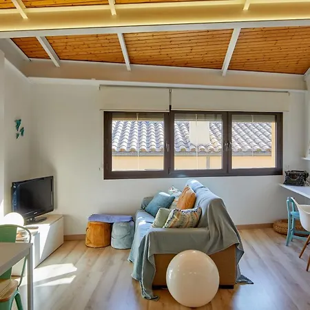 Rei Martí, Apartamento