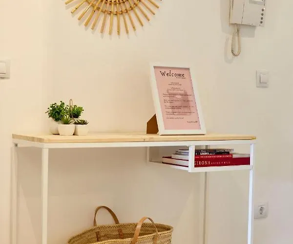 Duplex Rei Marti, * Χιρόνα